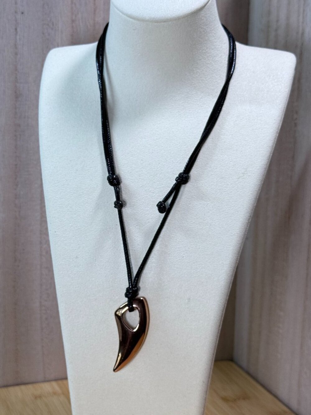 Rose Gold Stainless Steel Wolf Tooth Necklace Adjustable